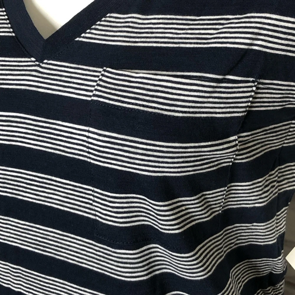 Daily Ritual striped v neck pocket tee, NWT medium